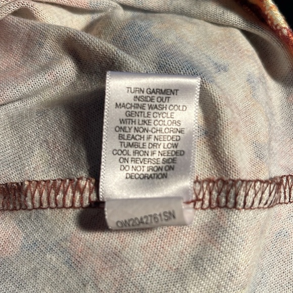 One World - long sleeve top in fall colorss & pumpkin print t - size L - Picture 5 of 5